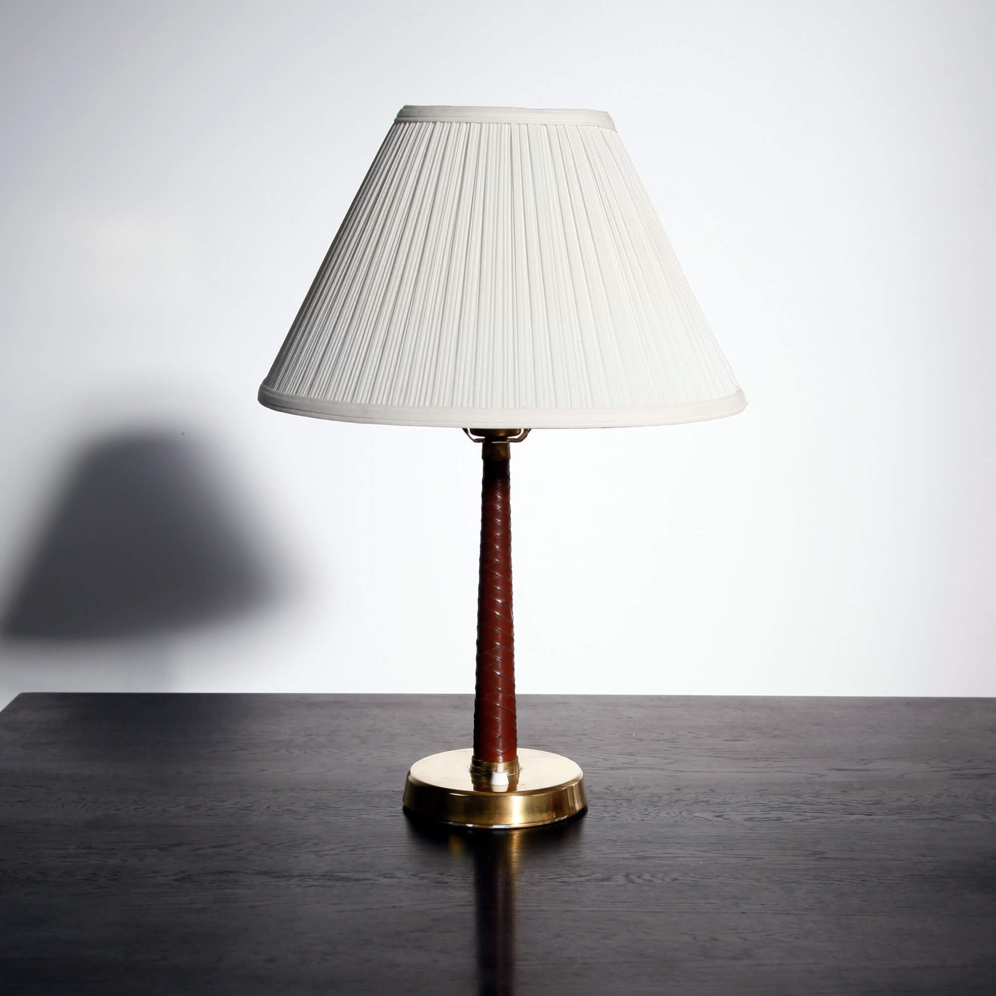 Hans Bergström Leather-Wrapped Table Lamp for Ateljé Lyktan