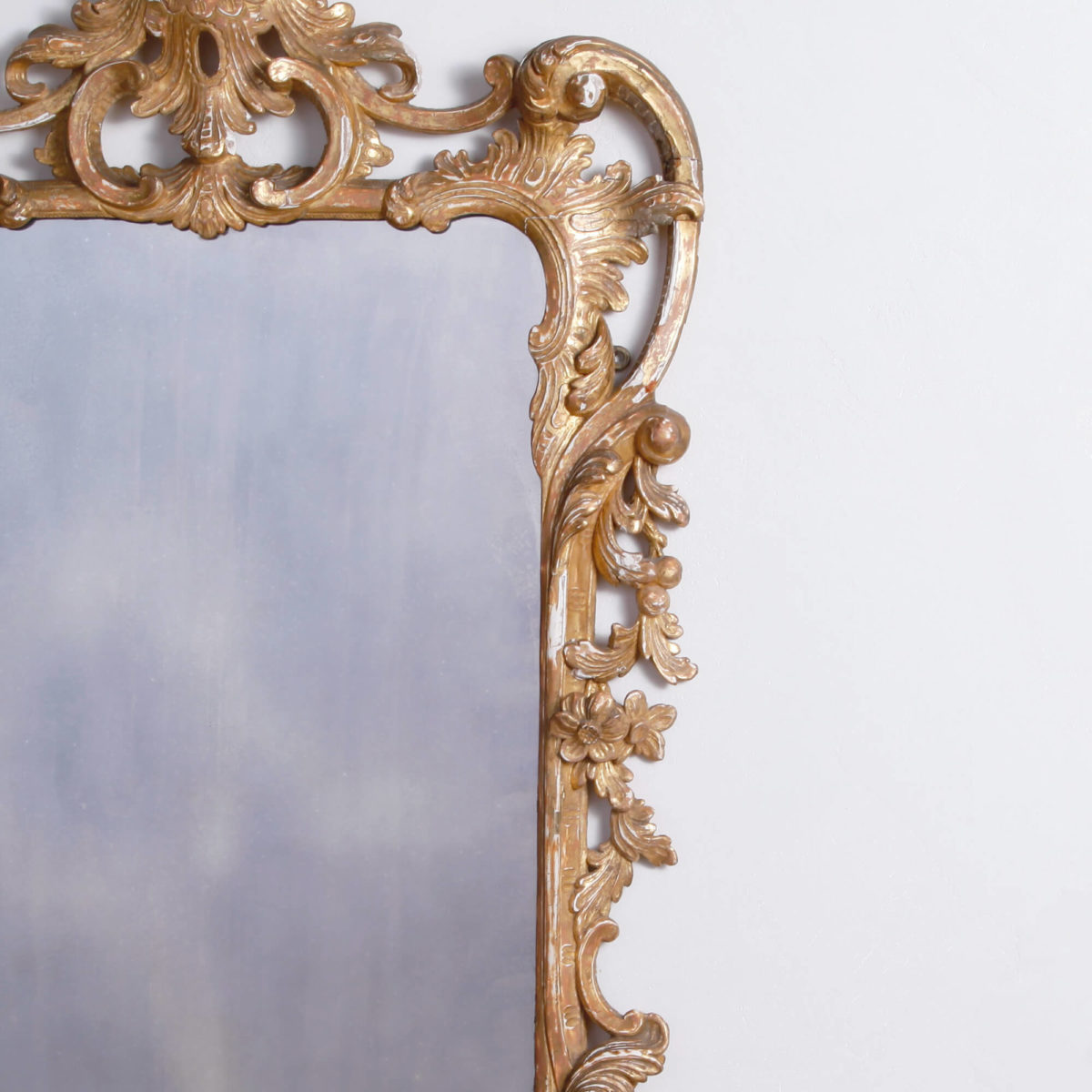 George II Carved Giltwood Rococo Mirror - Lawton Mull