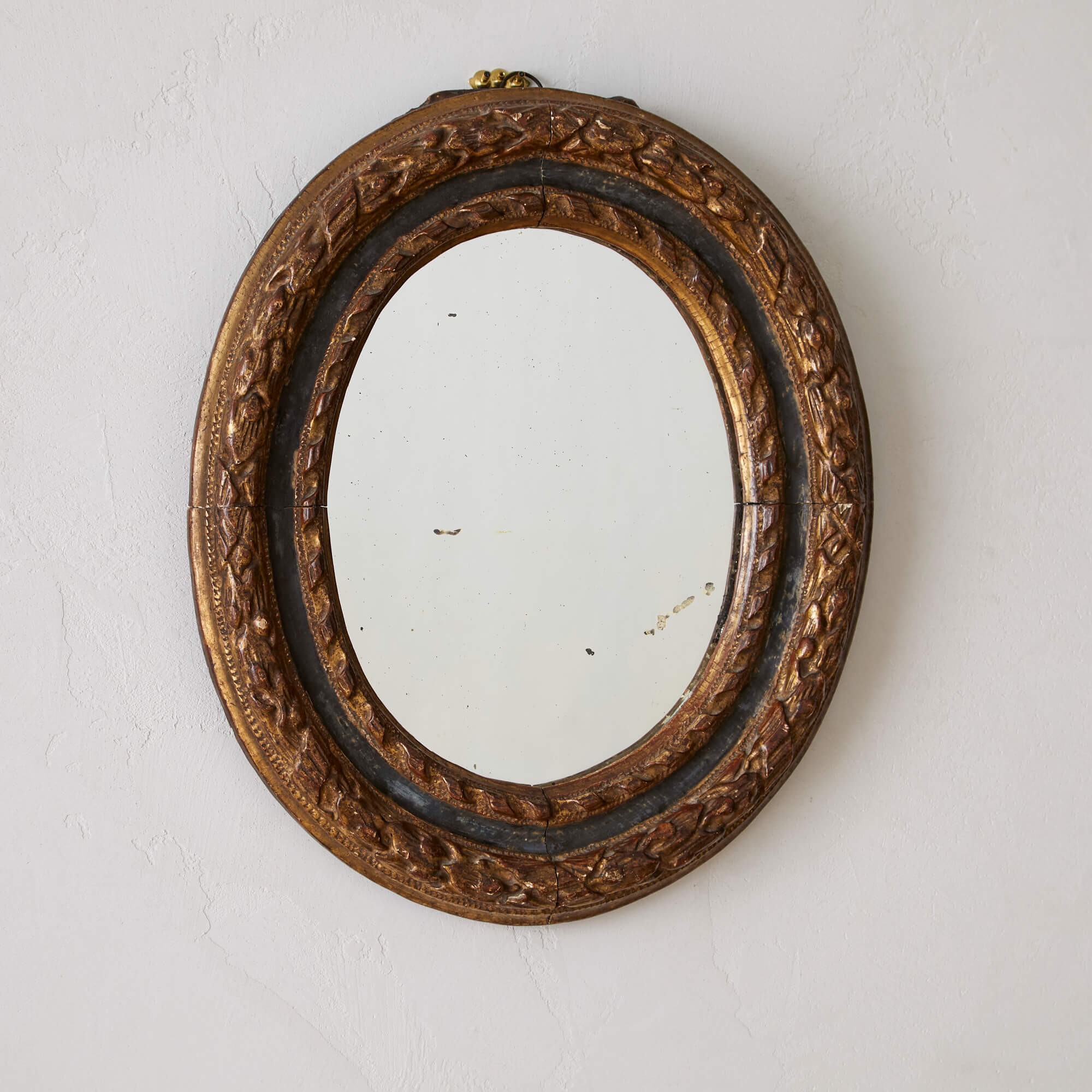 18th century French Carved and Giltwood Mirror