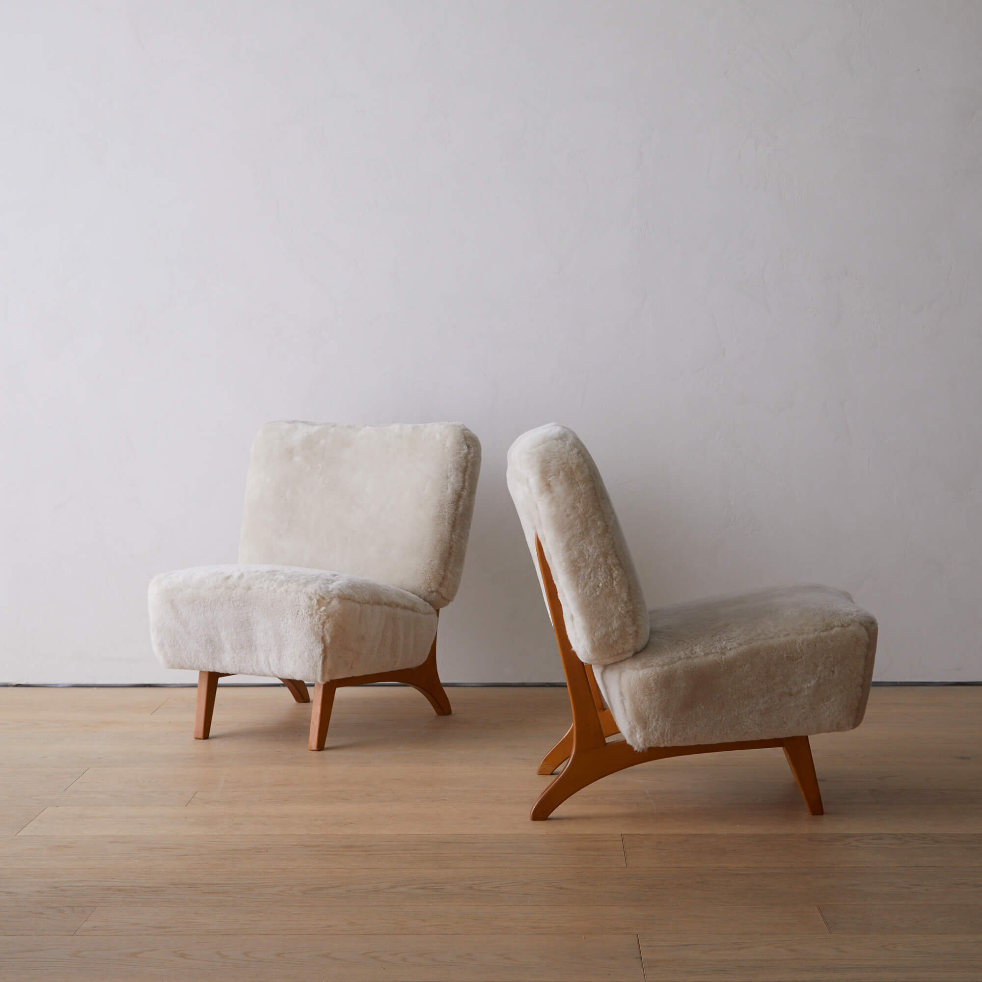 Pair of "Susanna" chairs by Oiva Parviainen