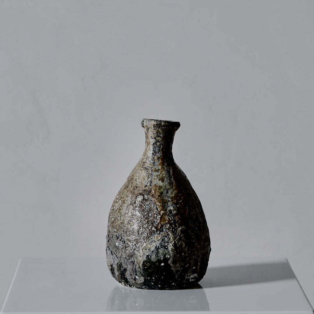 RAKU VESSEL BY SHIRO TSUJIMURA