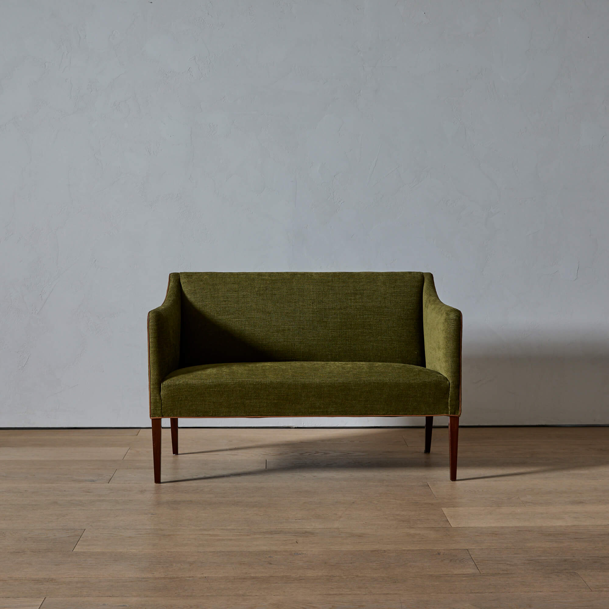 Frits Henningsen Settee