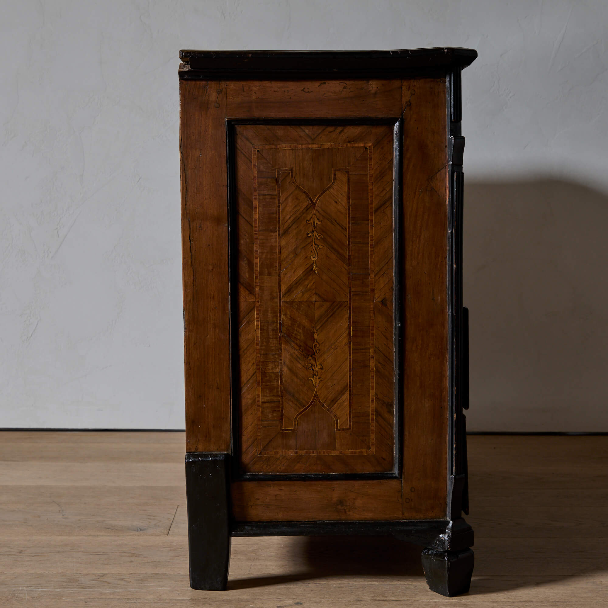 Baroque Italian Chest of Drawers - Image 4