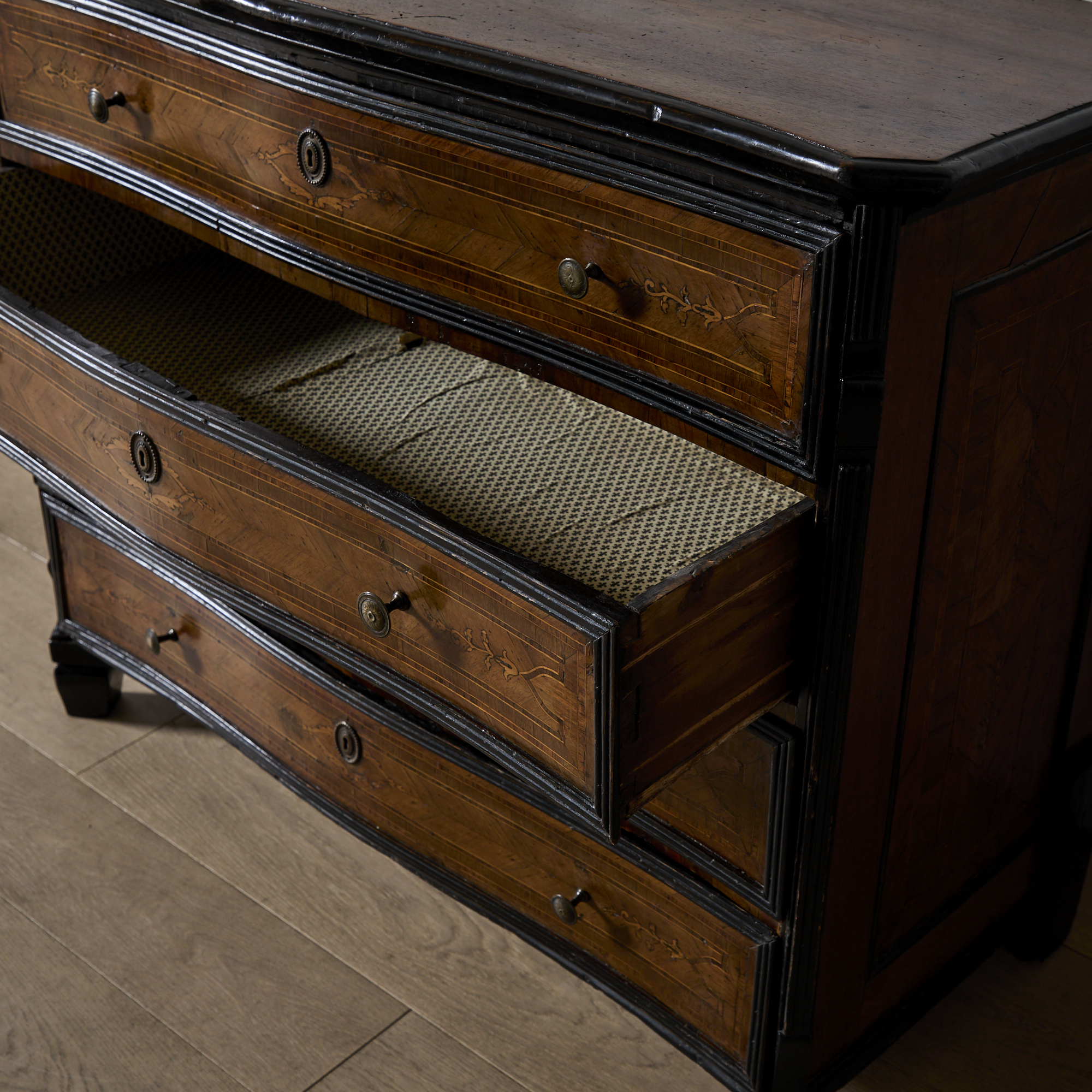 Baroque Italian Chest of Drawers - Image 7